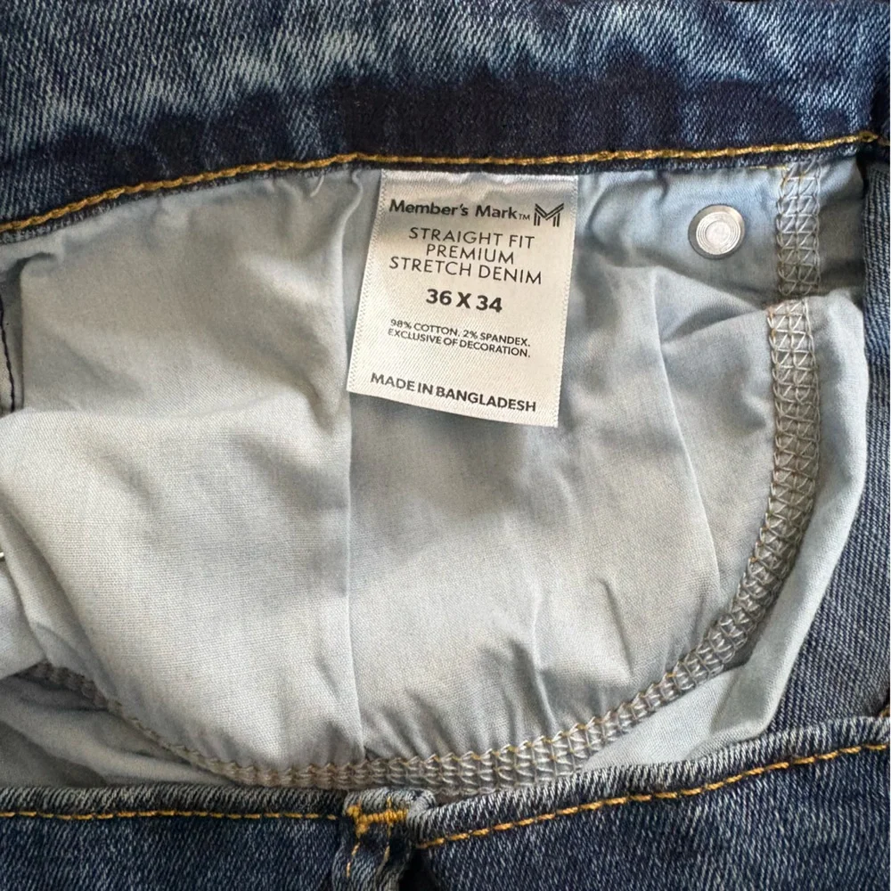 Men's Blue Jeans - Picture 5 of 5